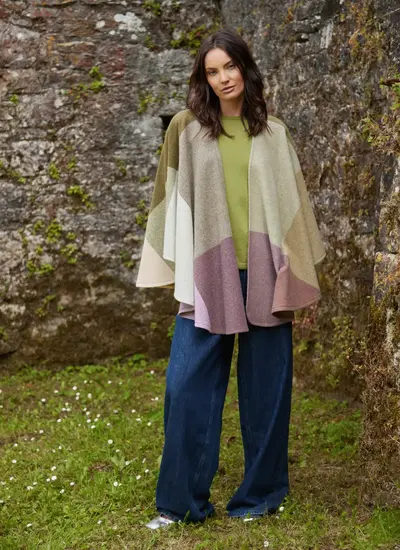 Sue Lambswool Cape
